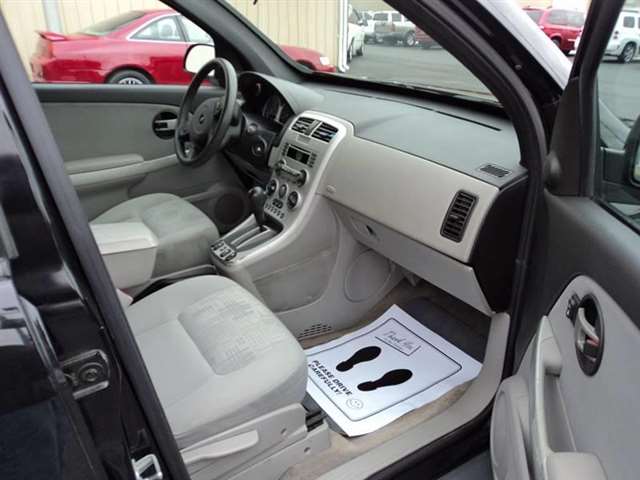 2005 Chevrolet Equinox LS 4dr SUV